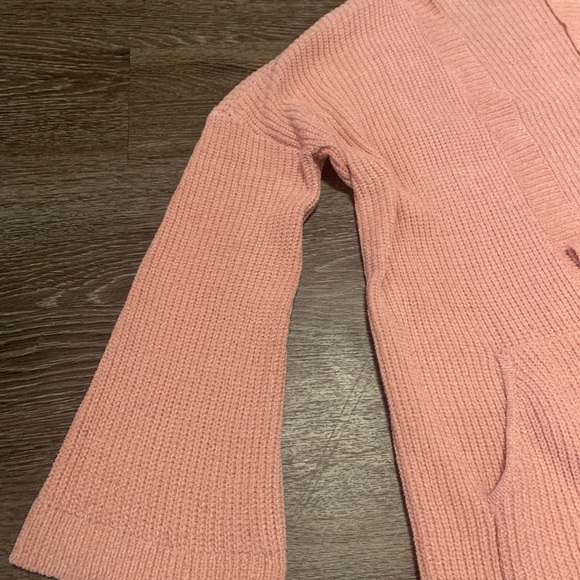 Show my your mumu pink champagne colored cardigan - Picture 2 of 4